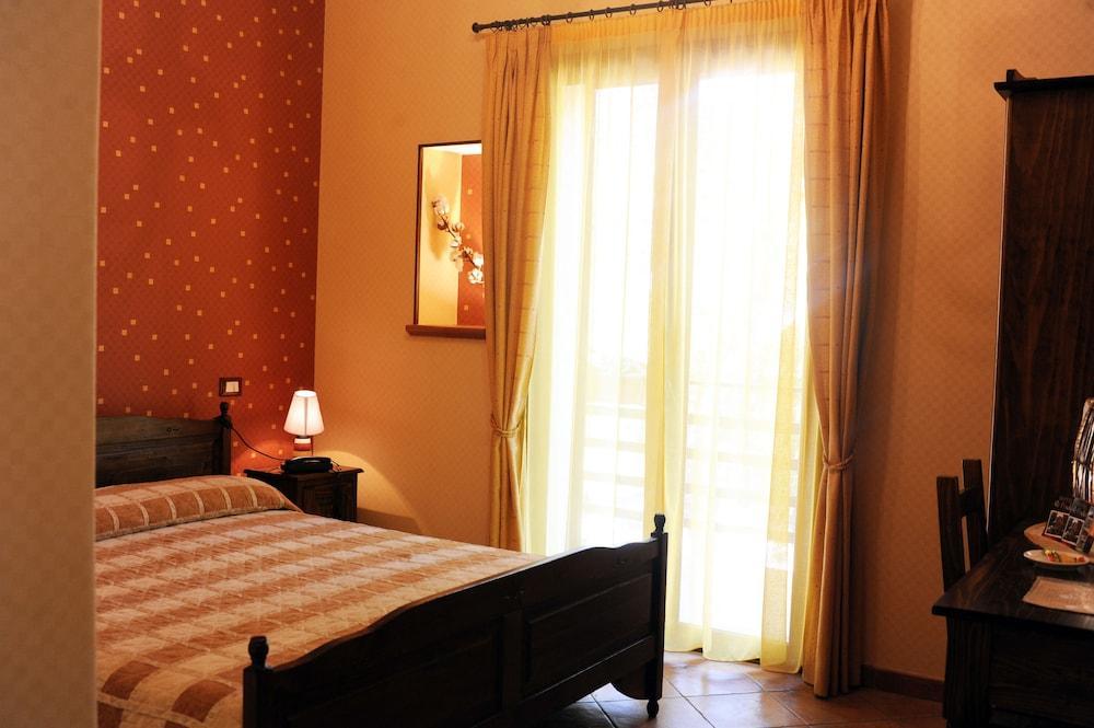 Hotel Alle Pendici نيكولوسي المظهر الخارجي الصورة